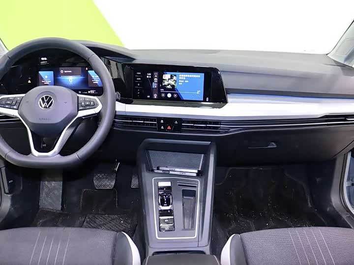 Фото 7 - Volkswagen Golf