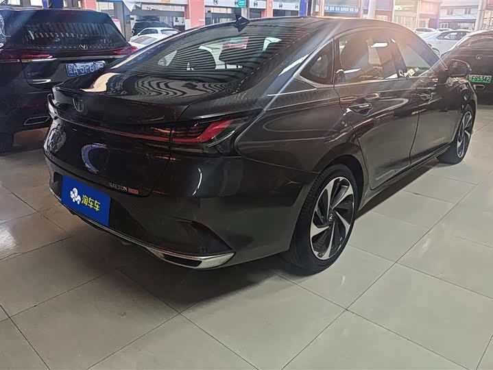 Фото 3 - Changan Raeton Plus
