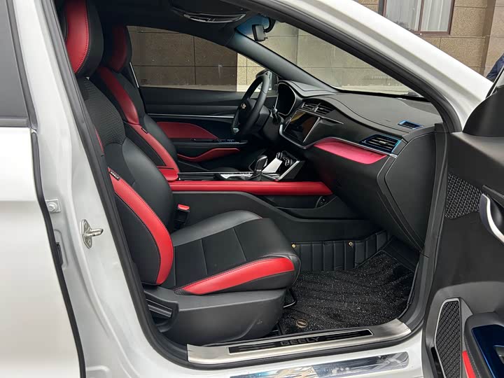 Фото 6 - Geely Binrui