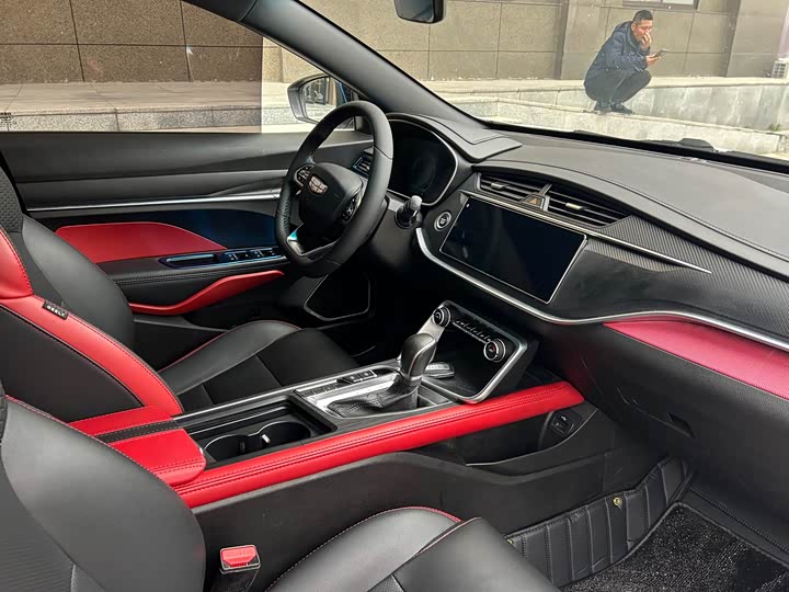 Фото 7 - Geely Binrui