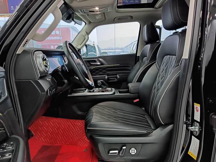 Фото 7 - Tank 300