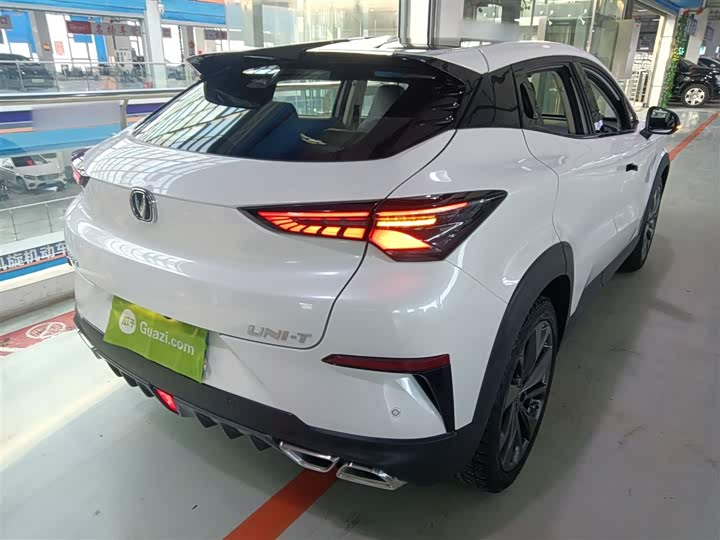 Фото 7 - Changan UNI-T