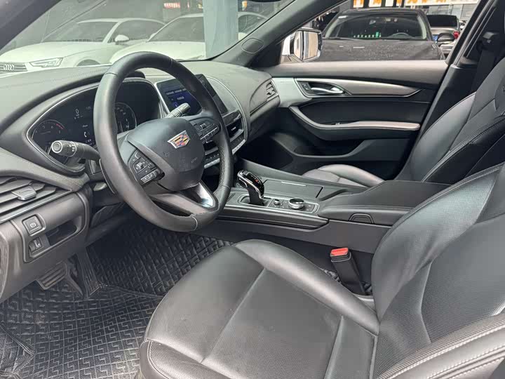 Фото 7 - Cadillac CT5