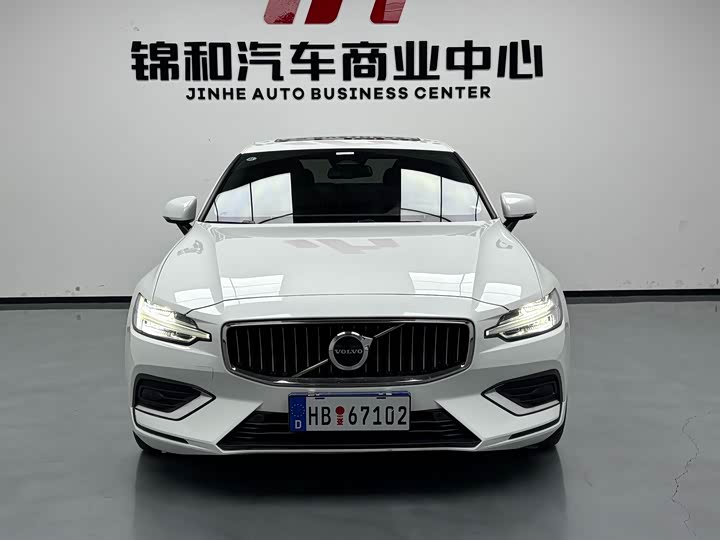 Фото 3 - Volvo S60