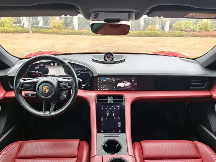 Фото 8 - Porsche Taycan