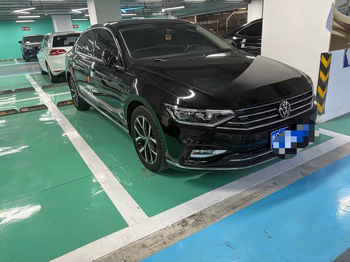 Фото 3 - Volkswagen Magotan