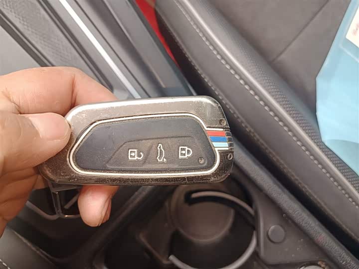 Фото 9 - Volkswagen Golf