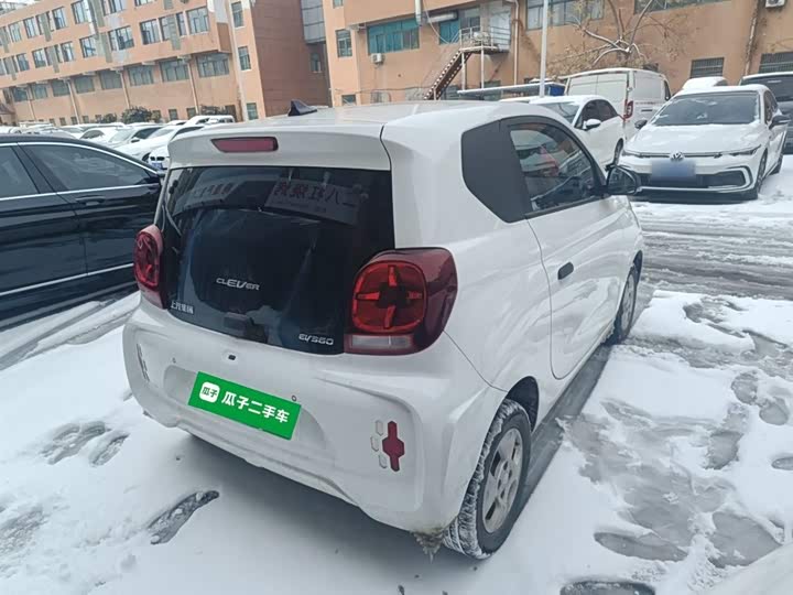 Фото 7 - Roewe Clever