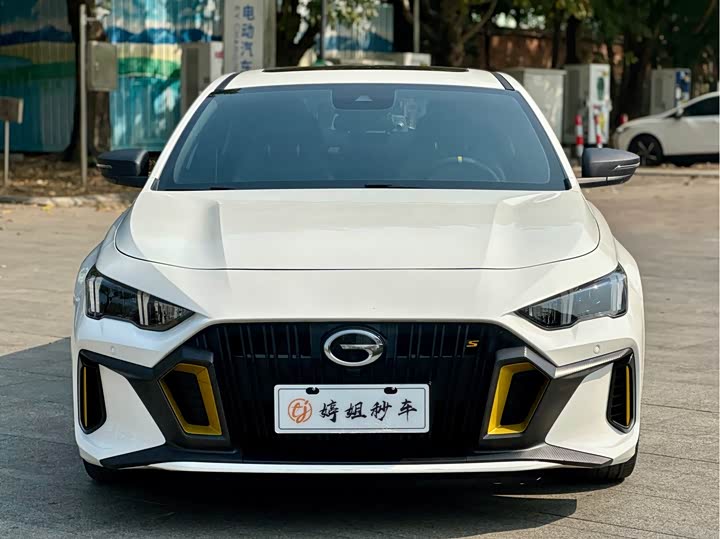 Фото 2 - GAC Trumpchi Empow R