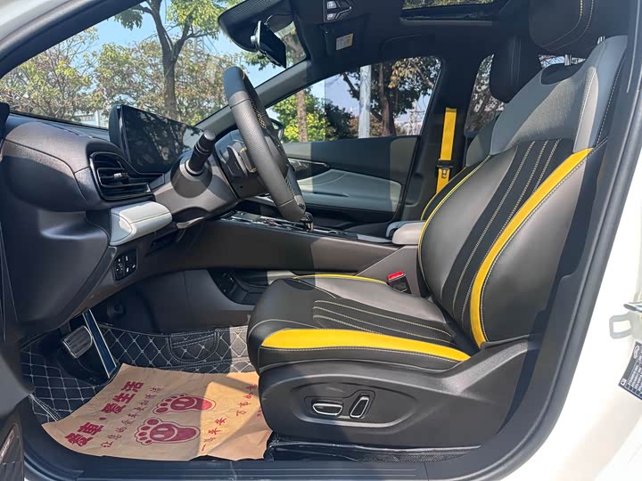 Фото 7 - GAC Trumpchi Empow R