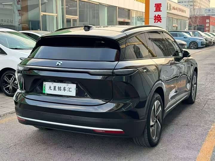 Фото 3 - Nio ES6