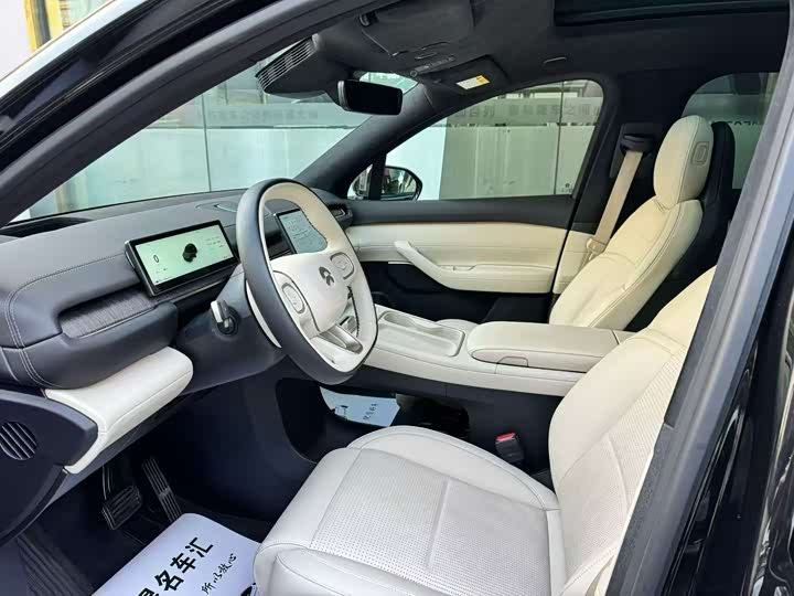 Фото 4 - Nio ES6