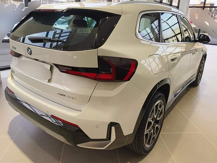 Фото 3 - BMW X1