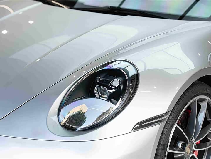 Фото 4 - Porsche 911