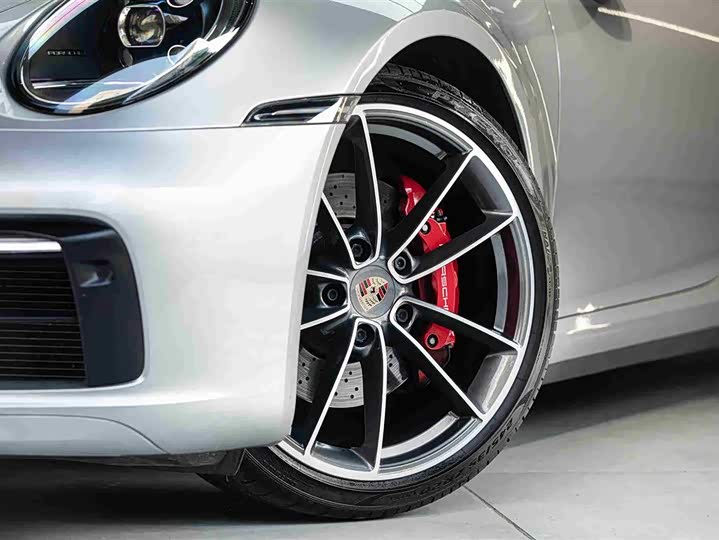 Фото 5 - Porsche 911