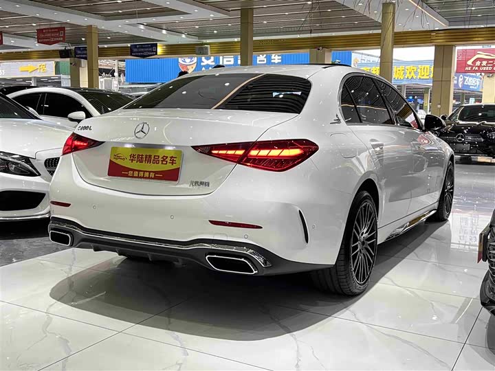 Фото 6 - Mercedes-Benz C-Class