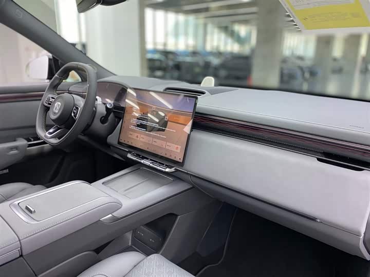 Фото 9 - Zeekr 7X