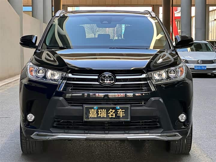 Фото 2 - Toyota Highlander