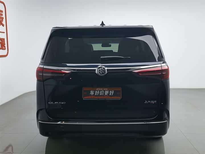 Фото 4 - Buick GL8 ES