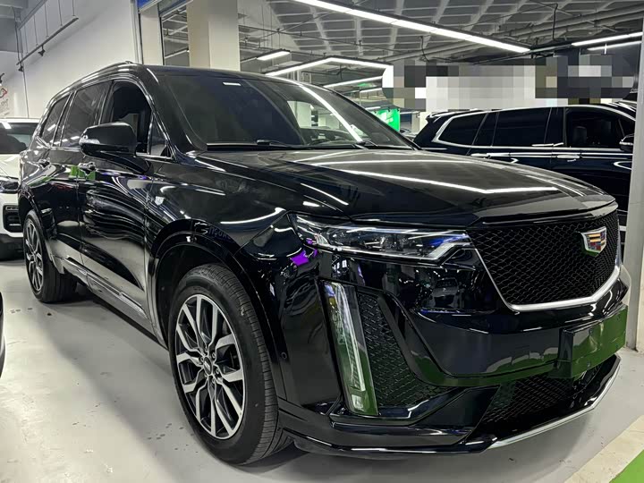 Фото 3 - Cadillac XT6