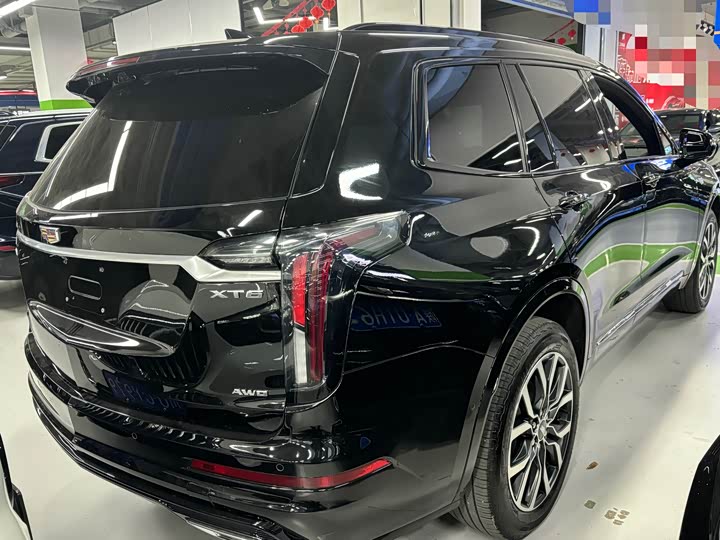 Фото 4 - Cadillac XT6