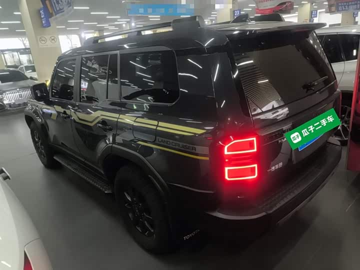 Фото 5 - Toyota Prado