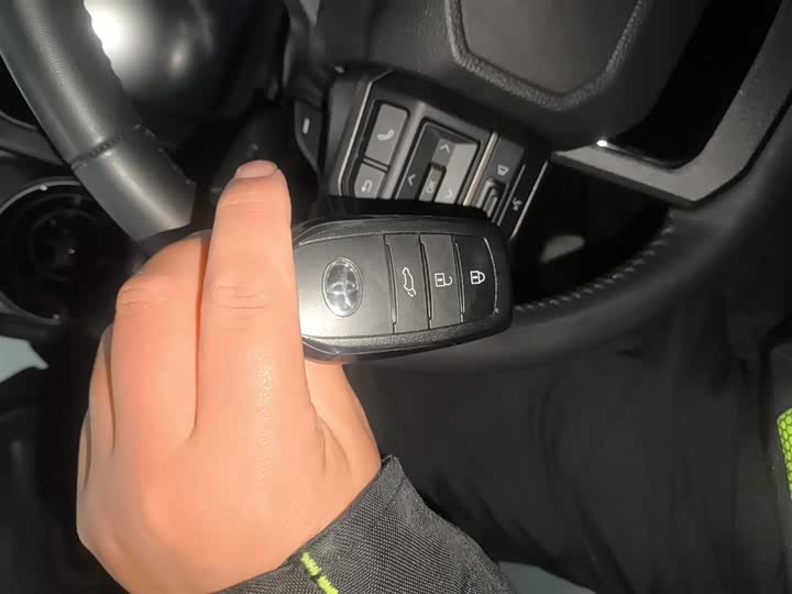 Фото 9 - Toyota Prado