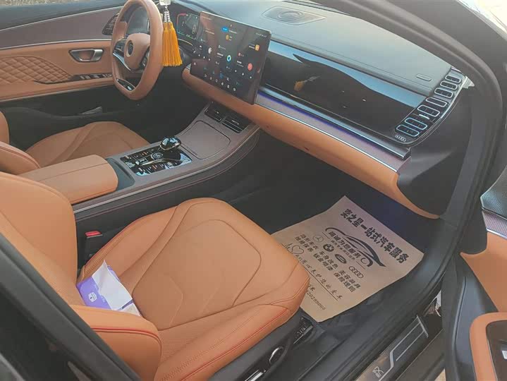 Фото 3 - BYD Han