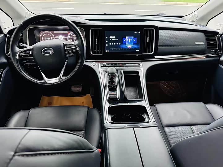 Фото 4 - GAC Trumpchi M8