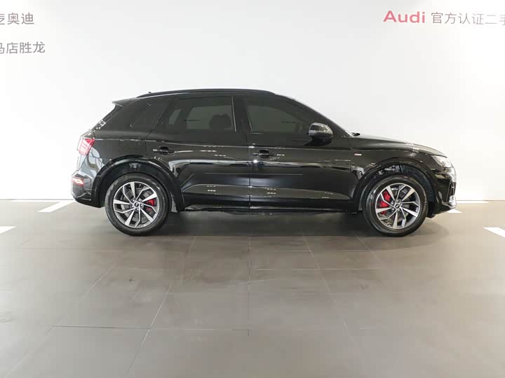 Фото 3 - Audi Q5L