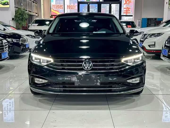 Фото 3 - Volkswagen Magotan