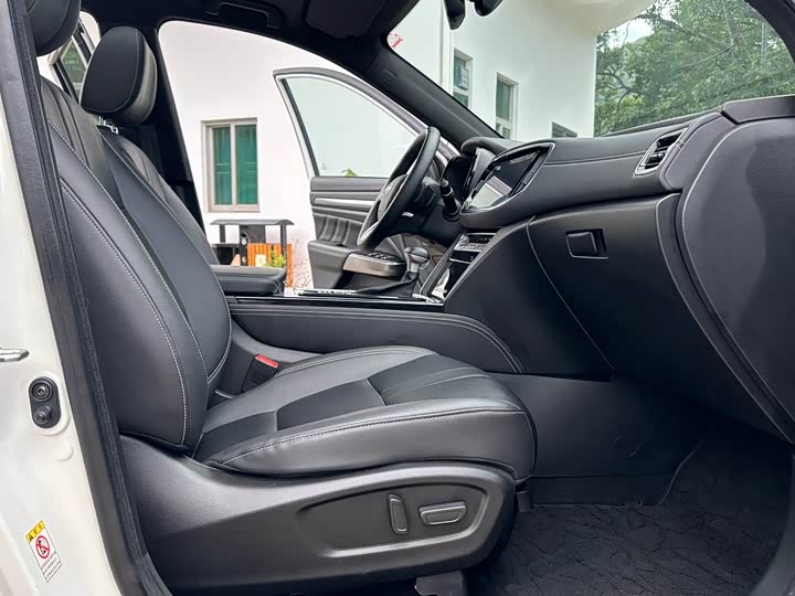 Фото 7 - GAC Trumpchi GS8