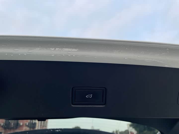 Фото 8 - Volkswagen T-Roc