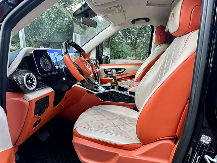 Фото 9 - Mercedes-Benz Vito