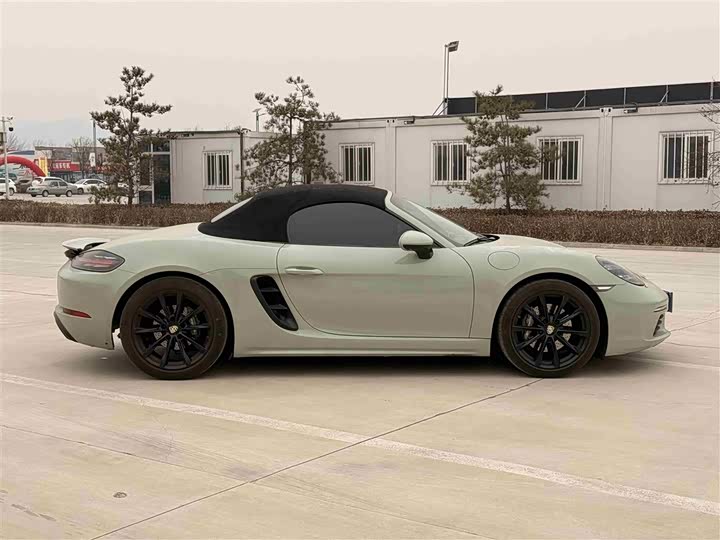 Фото 8 - Porsche 718