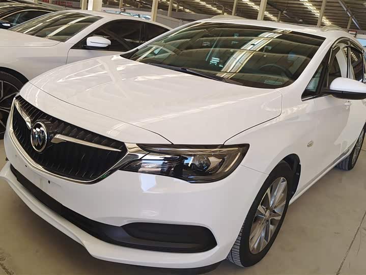 Фото 1 - Buick GL6