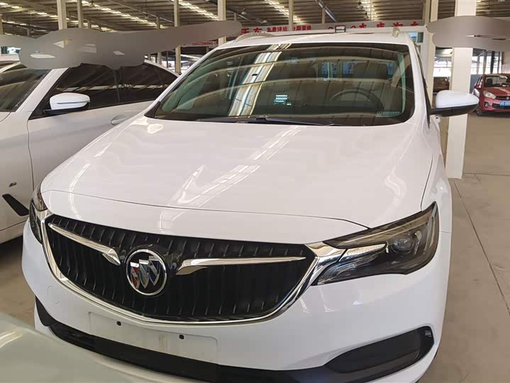 Фото 2 - Buick GL6