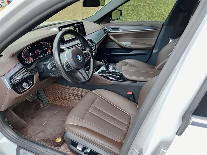 Фото 7 - BMW 5 Series