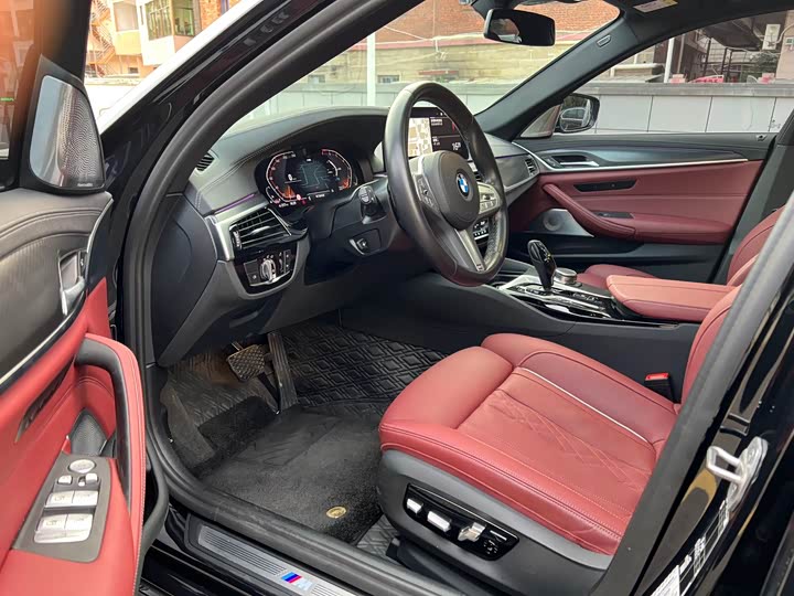 Фото 4 - BMW 5 Series