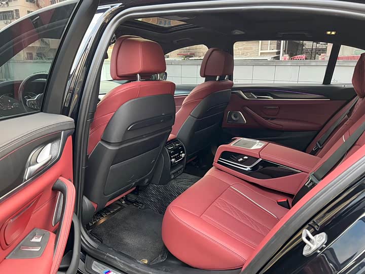 Фото 5 - BMW 5 Series