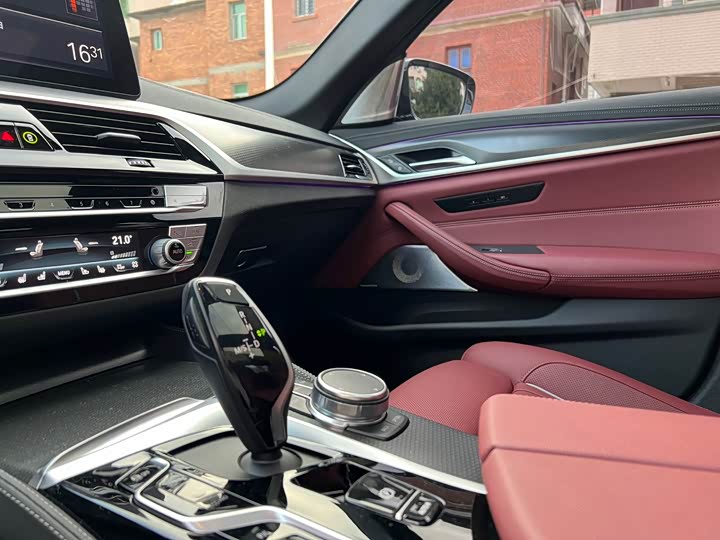 Фото 6 - BMW 5 Series