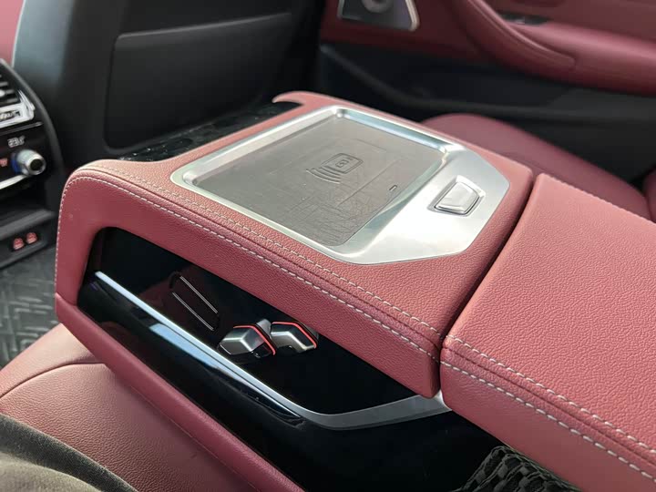 Фото 9 - BMW 5 Series