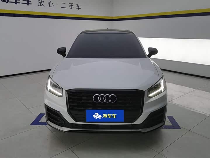 Фото 2 - Audi Q2L