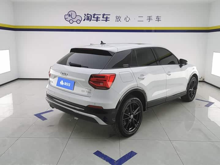 Фото 3 - Audi Q2L