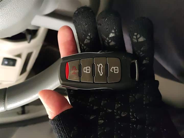 Фото 9 - Ora White Cat