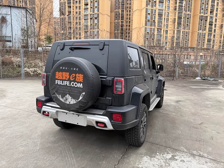 Фото 2 - BAIC Beijing BJ40
