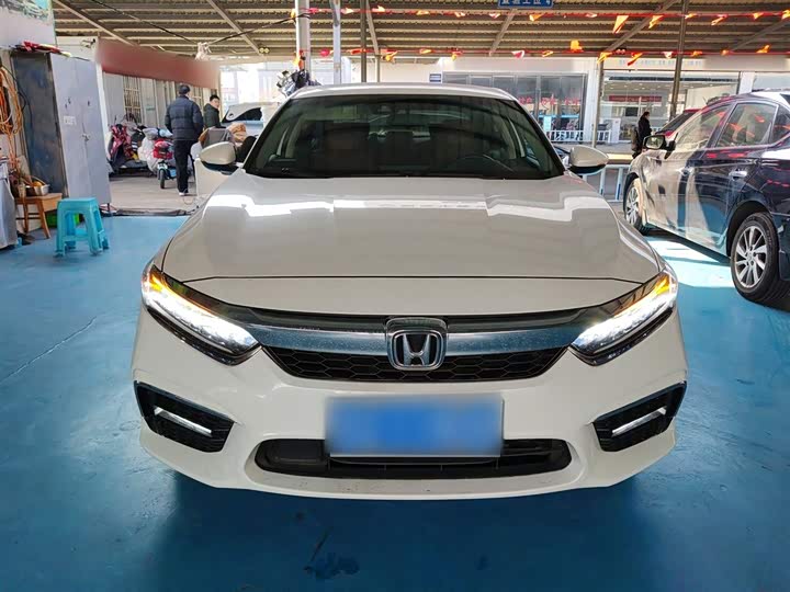 Фото 3 - Honda Inspire