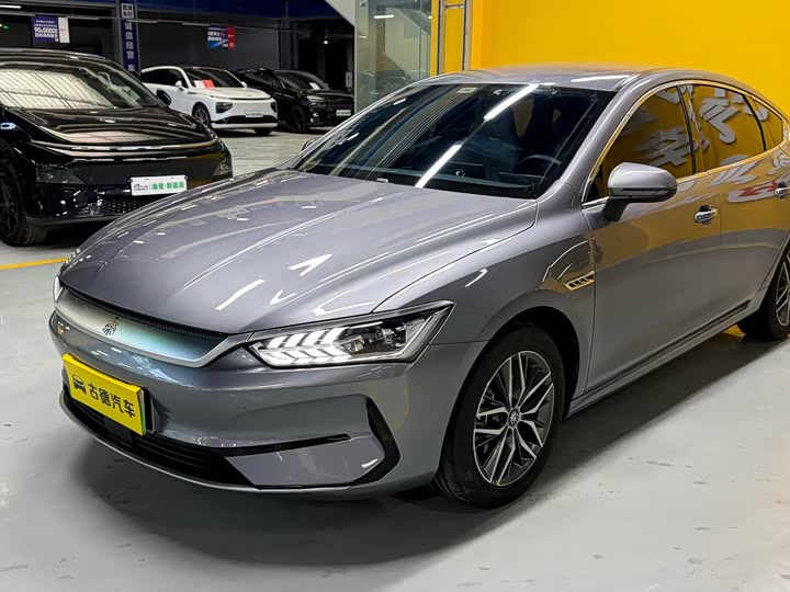 Фото 1 - BYD Qin Plus