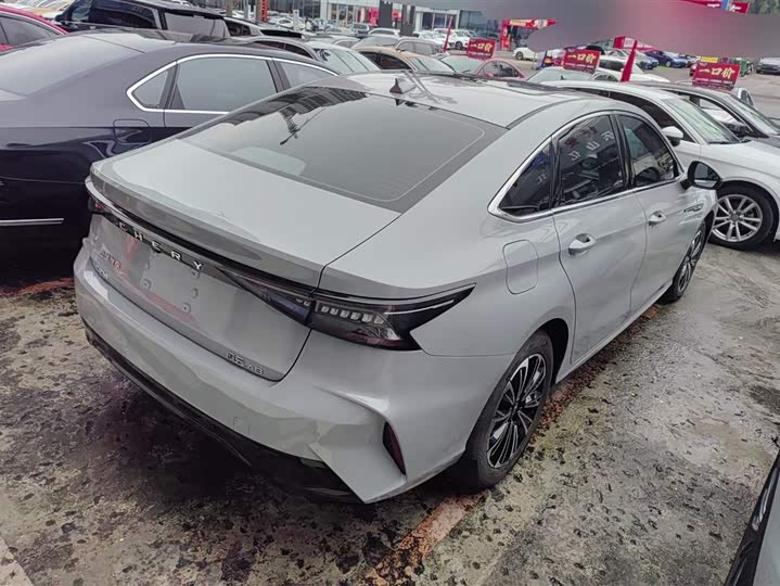 Фото 3 - Chery Fulwin A8