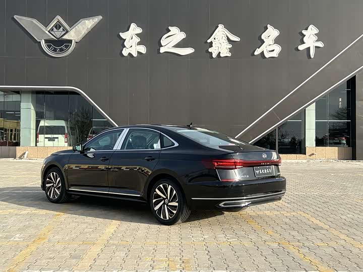 Фото 5 - Volkswagen Passat